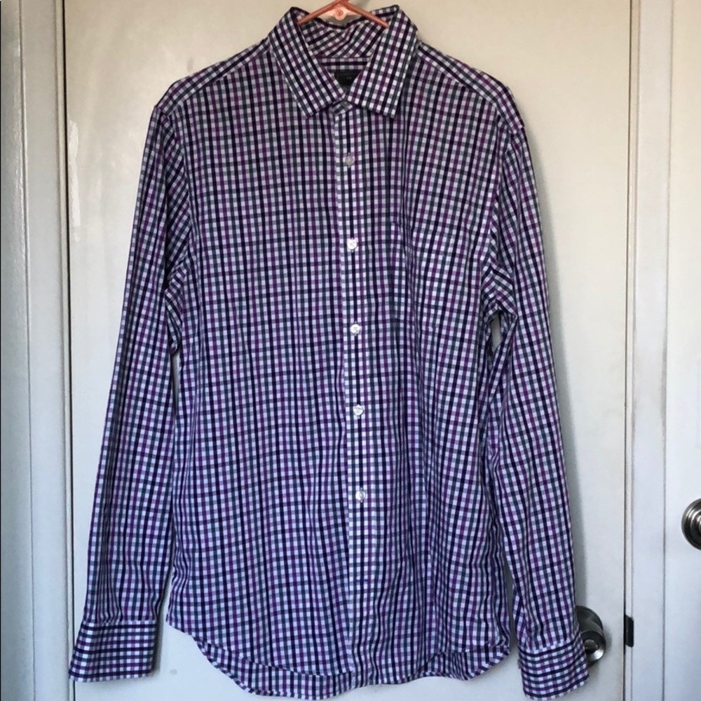 GAP plaid non-iron long sleeves with buttons